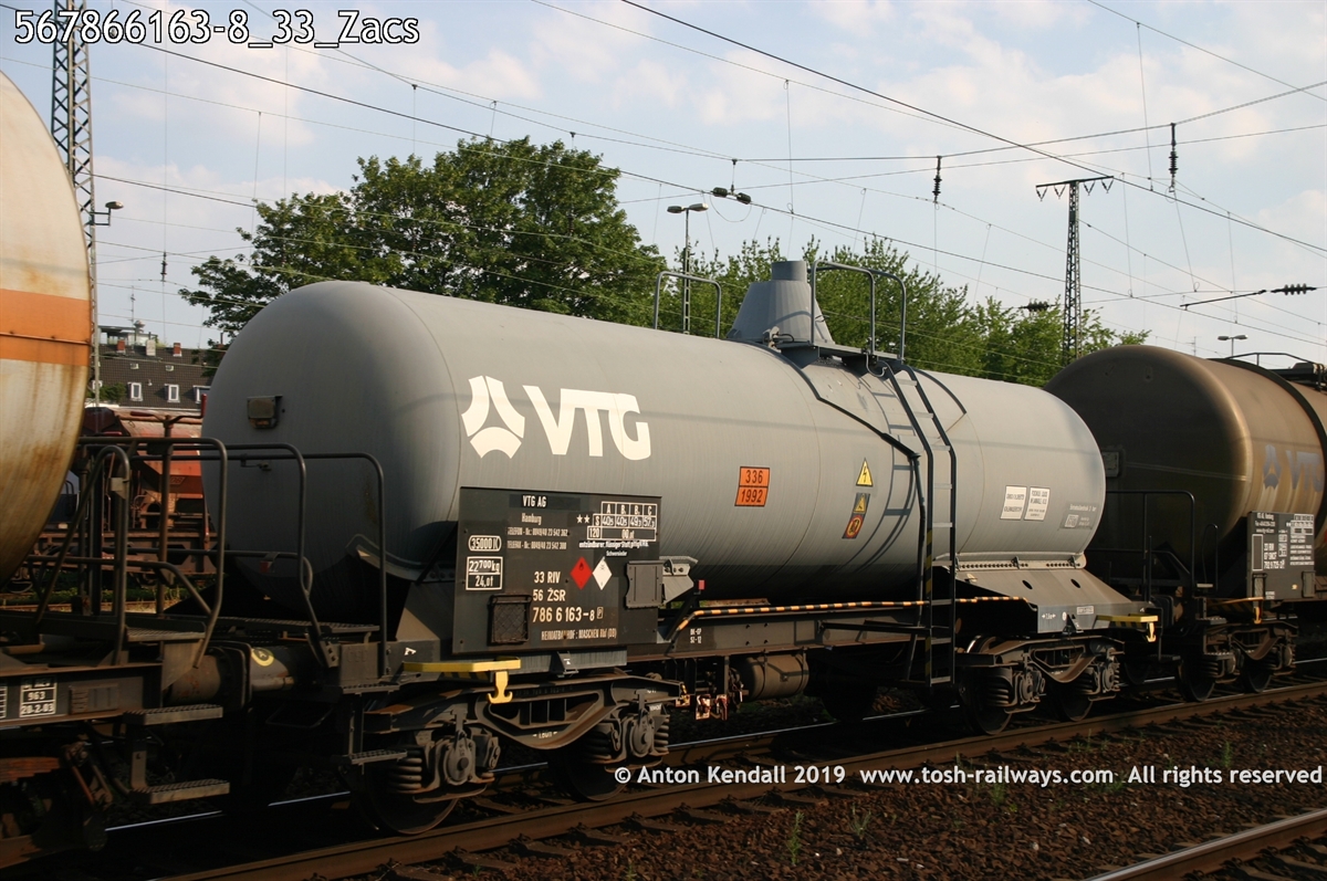 567866163-8_33_Zacs.jpg